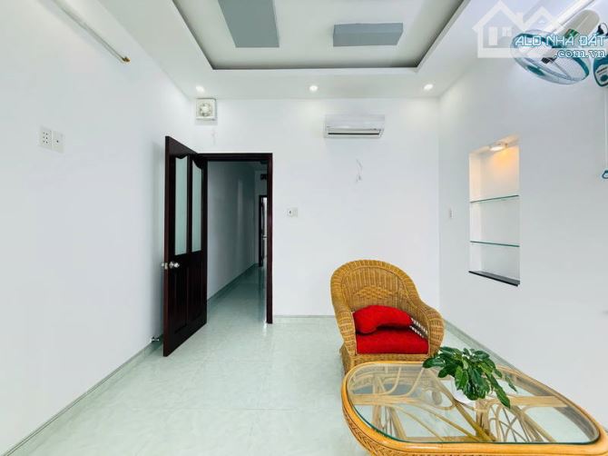 Nhà hẻm 5m 4 tầng 48m² bùi quang là p12 gò vấp giá 6tỷ 9500 - 7
