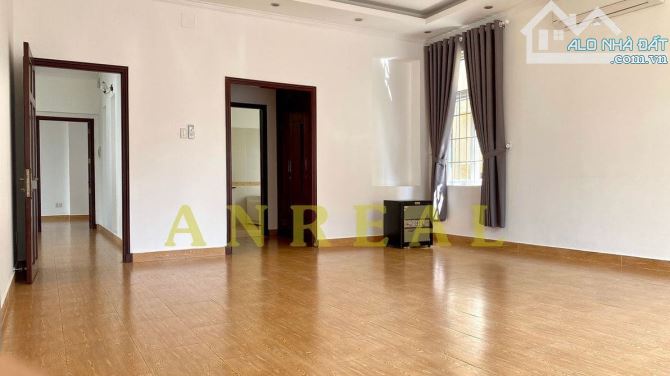 Biệt Thự Căn Góc Nguyễn Văn Hưởng 350m2 Có Hồ Bơi Sân Vườn - 7