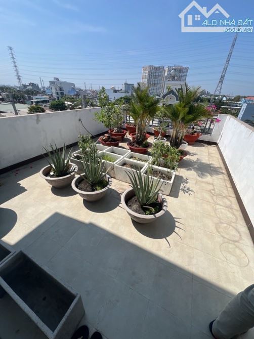 BÁN NHÀ 4 TẦNG MẶT TIỀN ĐƯỜNG TRẦN THỊ NĂM QUẬN 12 - GẦN 100M2 (4x24), GẦN BỆNH VIỆN QUẬN - 7