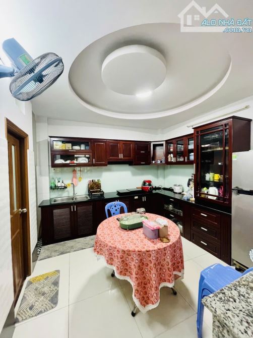 GIẢM SỐC 800 TRIỆU – CHỈ CÒN 8.5 TỶ – NHÀ HXH PHÚ NHUẬN – THÔNG XE TẢI – 6PN, 7WC - 7