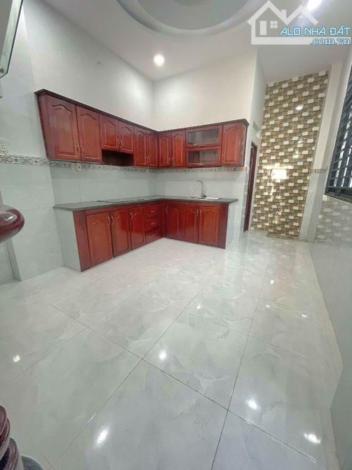 BÌNH TÂN HẺM 1 SẸC SÁT MẶT TIỀN - MÃ LÒ - HẺM OTO - 71M - 4 TẦNG - BTCT -  6.5TỶ. - 7