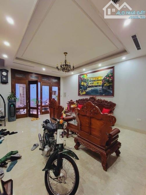 BÁN NHÀ TỨ LIÊN- TÂY HỒ- GARA ÔTÔ- THANG MÁY- NỘI THẤT- NGÕ THÔNG- 42M x 7TẦNG GIÁ 14,5 Tỷ - 7