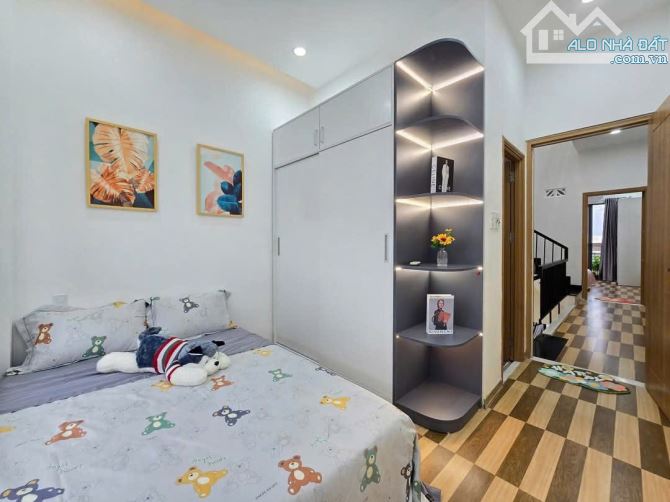 🏡Nhà 3 tầng, 3 mê kiệt 561 Hoàng Diệu. Kiệt 3 m đối diện Chợ Mới, cách đường 60m - 8