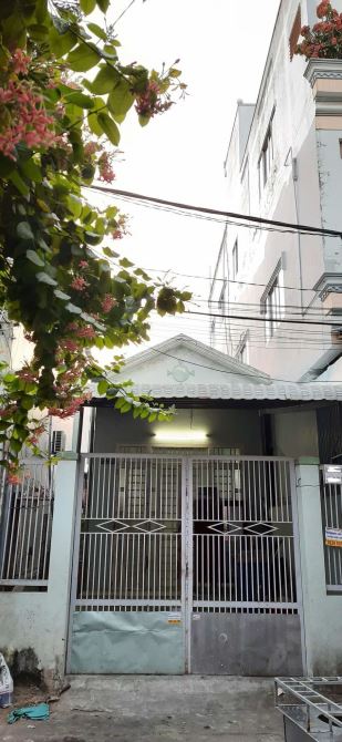Cho thuê nhà trệt lửng hẻm 70 Trần Hưng Đạo 5 triệu - 8