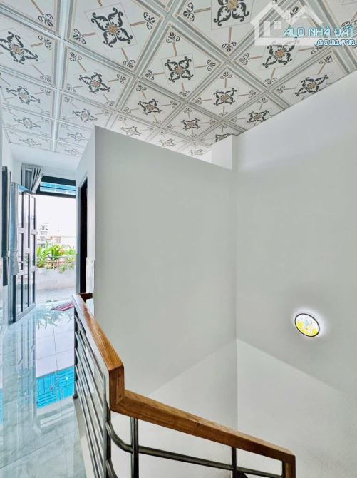 Bán nhà 2 tầng, 48m2 ngay Trần Thiện Chánh, Quận 10. Giá: 3 Tỷ 110. SHR, hẻm xe hơi 5m - 8