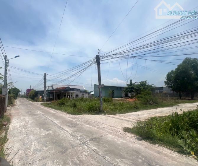 XÃ TIẾN LỢI - CẦN BÁN ĐẤT, NHÀ CẤP 4 - 8