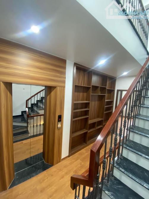 Bán nhà 4 tầng thang máy xịn sò tại Hồ Đá, Sở Dầu, Hồng Bàng - 8