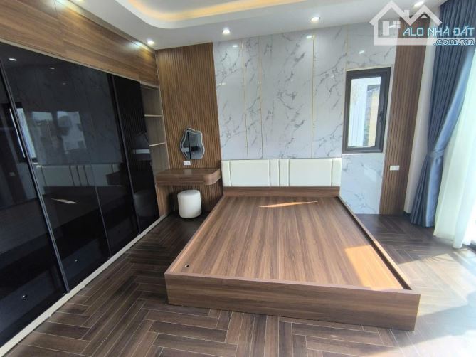 Bán nhà Phúc Đồng Long Biên - lô góc 43m xây 7 tầng gara ôtô, thang máy vỉa hè rộng - 8