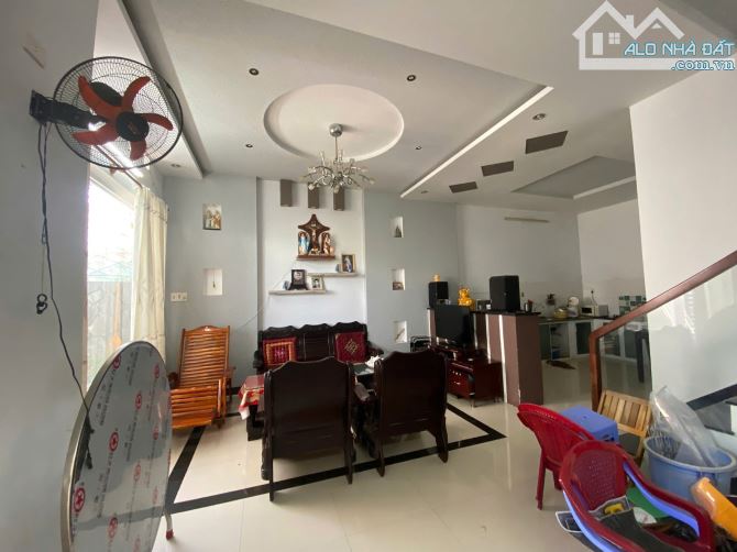 Bán Nhà 2 Mặt Tiền Đường Đặng Lộ Ngang 6.5m gần chợ Vĩnh Hải, dt 101m giá chỉ 3 tỷ 700 - 8