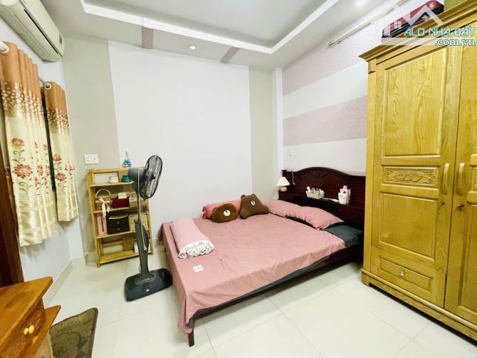 GIẢM SỐC 800 TRIỆU – CHỈ CÒN 8.5 TỶ – NHÀ HXH PHÚ NHUẬN – THÔNG XE TẢI – 6PN, 7WC - 8
