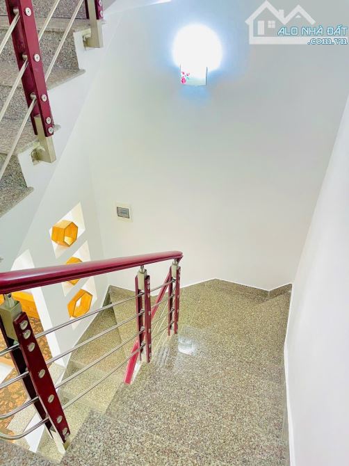 🍀Bán nhà 3 tầng ngõ 311 Đằng Hải, Hải An, HP - DTMB ~42m2 - Công năng gồm : phòng khách, - 8