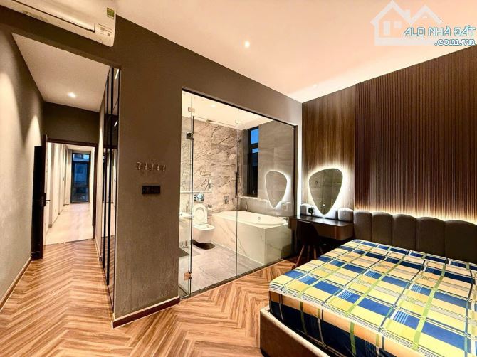 SIÊU PHẨM 7 TẦNG MẶT PHỐ KINH DOANH HẢI CHÂU-Đường THANH SƠN 2 -77 M2-HƠN 11 TỶ - 9