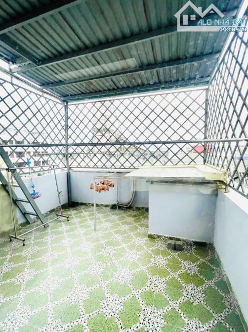 BÁN NHÀ HẺM XE HƠI LÊ VĂN QUỚI 71M2 (4x18) NGAY NGÃ TƯ 4 XÃ NHỈNH 7TỶ TL - 9