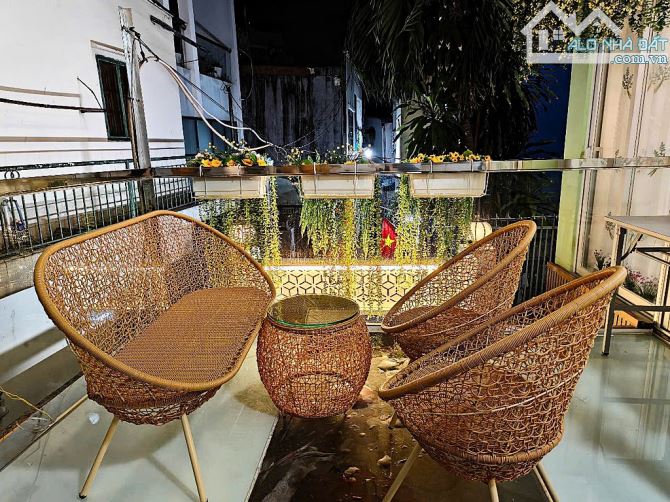 BÁN NHÀ ĐẸP VIP TRUNG TÂM BÌNH THẠNH – NGANG 5M – 5 TẦNG – 8PN KHÉP KÍN – GIÁ CHỈ 11 TỶ - 9