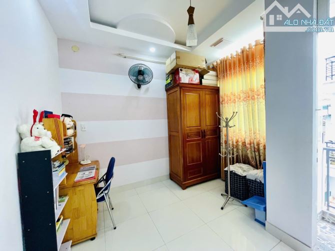 GIẢM SỐC 800 TRIỆU – CHỈ CÒN 8.5 TỶ – NHÀ HXH PHÚ NHUẬN – THÔNG XE TẢI – 6PN, 7WC - 9