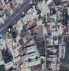 Bán mãnh đất có xưởng 300m và 1 căn nhà 1 lầu giấy tay và 02 kiốt đang cho thuê.
