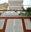(Ngộp!) Bán nhà mặt tiền Q10 giá hẻm xe hơi, DT: 4,5x27m CN 113m2, 3 tầng nhà mới đẹp, chỉ