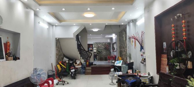 Bán nhà MT Đường số 1, BTĐông B, Bình Tân, DT 100m2 - 5 × 20 - 4 tầng, Giá 19,39 tỷ TL.