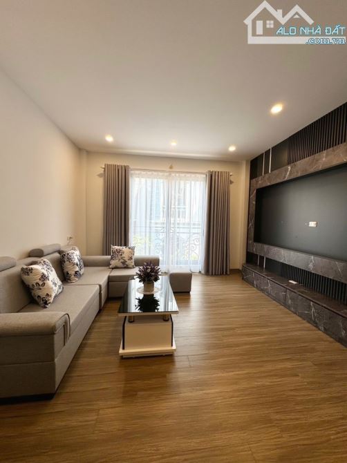 Thạch bàn chỉ 7,05Tỷ-  sở hữu ngay nhà 6tầng, gara ôtô, ngõ thông -đường rộng  thoáng