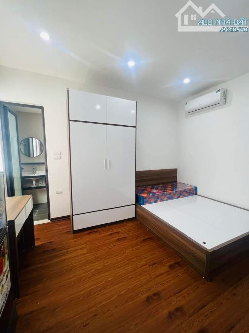 BÁN NHÀ ĐẠI LỘ THĂNG LONG TỔ DÂN PHỐ GIAO QUANG ĐẠI MỖ 76 5 TÂNG 7 PHÒNG KHÉP KÍN Ở NGAY.