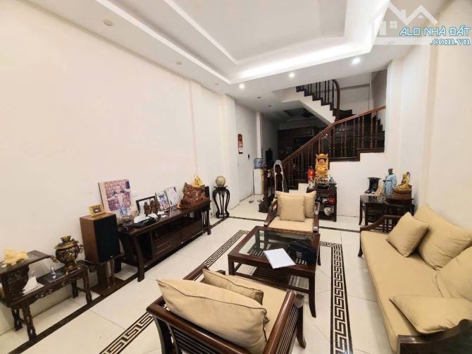 Bán nhà đường Nguyễn Tuân, Thanh Xuân.