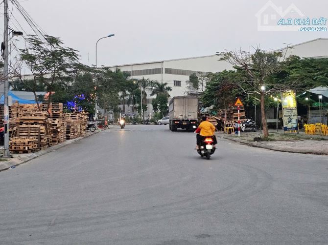 Bán lô góc rẻ nhất Chu Mẫu 2 - Vân Dương