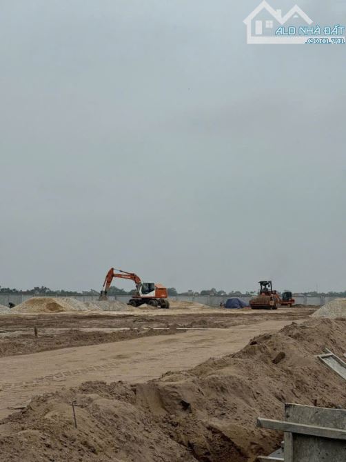 Cho thuê 20.000m2  kho, xưởng tại thị trấn Vĩnh Trụ, Lý Nhân , tỉnh Hà Nam.