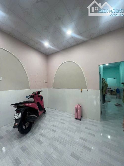 Gấp Gấp Chú Em Kẹt Tiền Bán Nhanh Nhà Bà Điểm Sổ Hồng Riêng - 750Tr