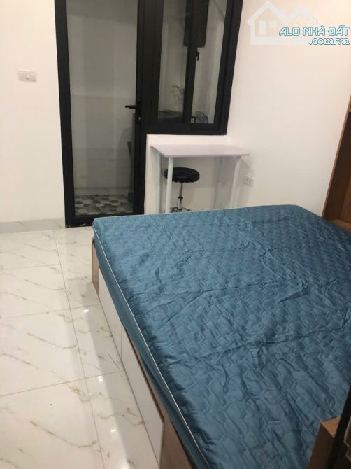 Căn hộ chung cư mini 93 Trung Kính, 1 ngủ 1 khách, giá chỉ 1.4 tỷ có thương lượng