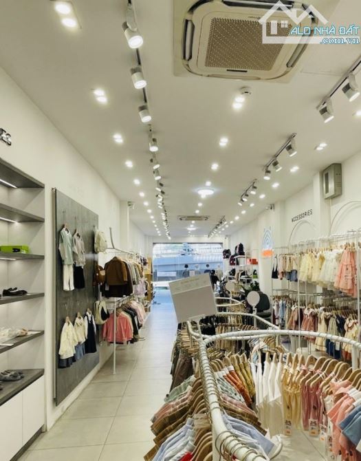VIP CHÙA BỘC 107m2, 5 tầng - Nở hậu - Vị trí đắc địa - KD đỉnh