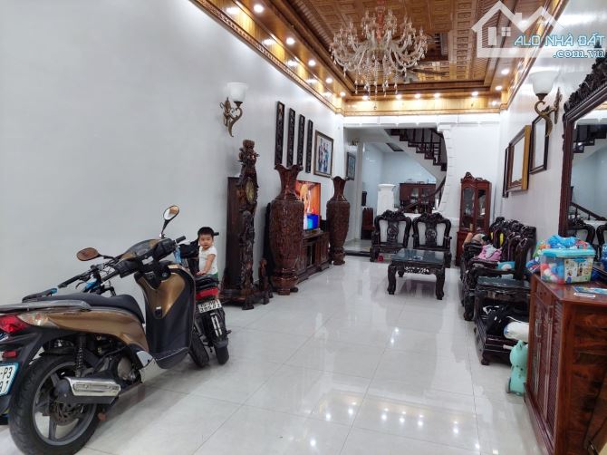 Nhà mặt đương Trần quang khải-quận hồng Bàng
