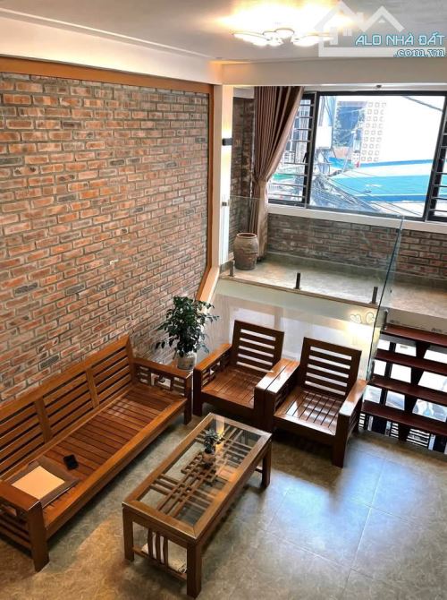 BÁN NHÀ NGỌC THỤY, LONG BIÊN, DÂN XÂY, GARA Ô TÔ, 33M, 5 TẦNG