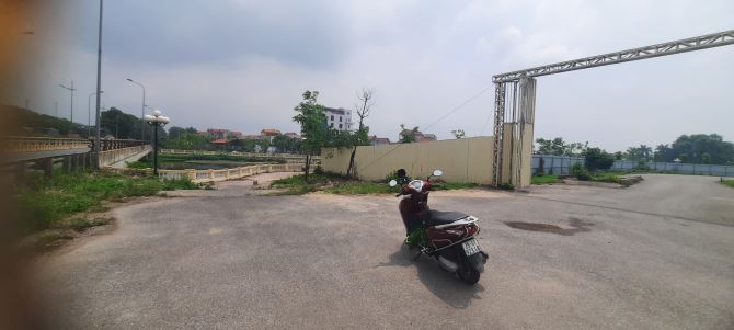 Thôn Đồng,Nguyên Khê,Đông Anh. Đường thông ô tô 16 chỗ chạy vèo vèo