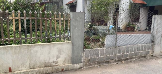 Bán 90m Trục apphan thôn Đan Kim. Giá nét 52tr/m. Sát chợ , trường cấp 3. Nằm lõi quy hạch