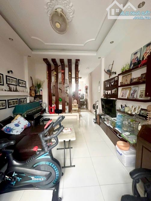HXH NGAY BÙI ĐÌNH TUÝ - PHƯỜNG 24 BÌNH THẠNH - 2 TẦNG 52M2 - 6TỶ7 TL