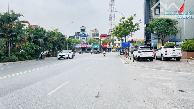 bán nhà Ngô Gia Tự-Vũ Đức Thận, 300m, mặt tiền 12m, vỉa hè, ôtô tránh, full thổ cư