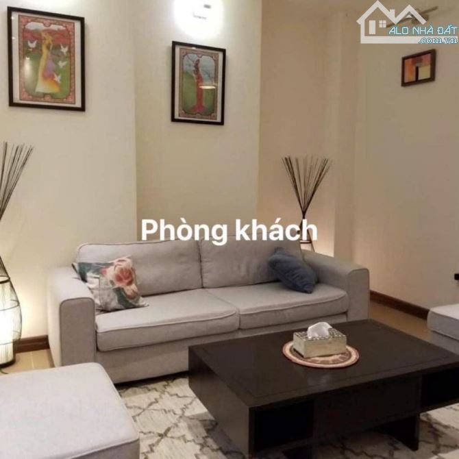 Cần chuyển nhượng căn biệt thự DT90m2 gần hồ tây xây 4 tầng gần công viên nước Hồ Tây