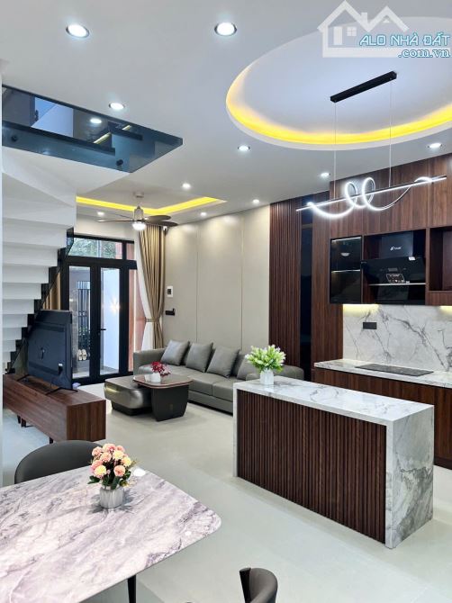 NHÀ KIỆT 24 VŨ NGỌC PHAN, THỦY XUÂN, ĐƯỜNG VÀNH ĐAI 3 - 3,3X TỶ
