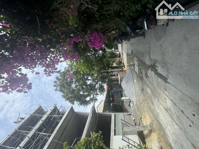 Bán nhanh lô đất diện tích khủng khu phố tây 132m2 giá rẻ