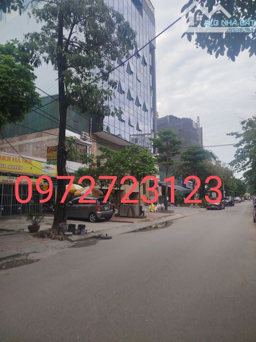 BÁN ĐẤT PHÂN LÔ XUÂN LA TÂY HỒ DT 120M MẶT TIỀN 8M VỈA HÈ RỘNG GIÁ ĐẦU TƯ 23.5 TỶ