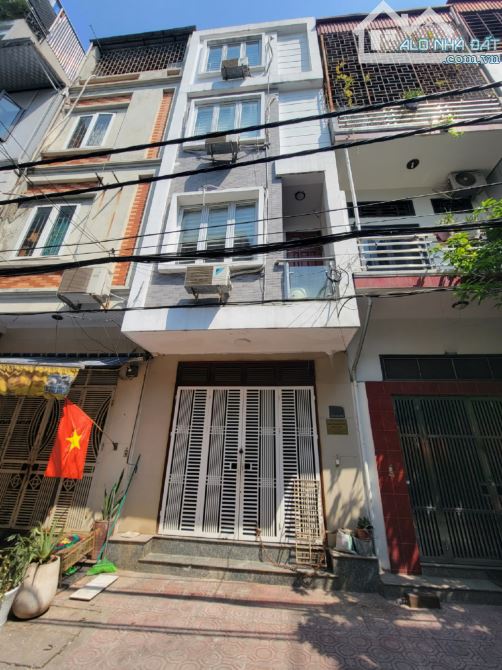 Cần bán gấp - Hạ giá 1 tỷ! Bán nhà Phố Yết Kiêu - DT 35m², 4 tầng, MT 4m - Giá chỉ 10.3 tỷ
