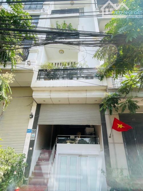 Bán Nhà 5 Tầng , 50m2, Mặt Phố An Dương Vương , ô tô tránh