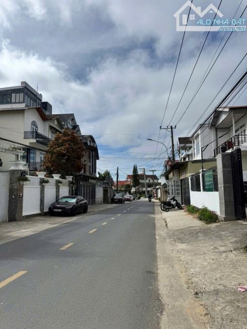 Cần Bán Nhanh Đất mặt tiền Lý Nam Đế - p8- Dalat Đẹp Bằng Phẳng