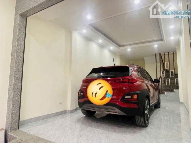 Xây Đơn Lập Ô tô để trong nhà thoáng trước và sau 42m2 4 tầng- Gần Đai Lộ TL.