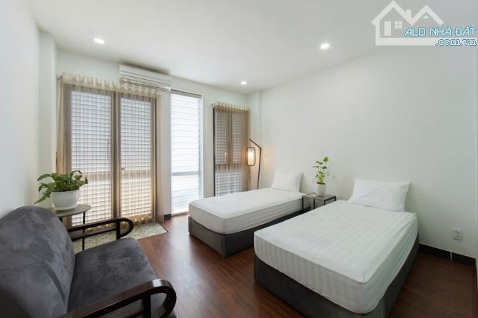 Bán nhà Trần Quý Khoách Quận 1, 4x16m vuông, 6 tầng (thang máy), HDT 65 triệu/th