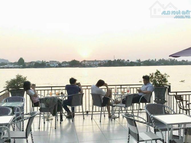 Giá 21 tỷ. Bán Nhà 2 mặt tiền đường CMT8- view sông Đồng Nai trung tâm Biên Hoà.14x22m.