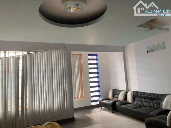💥 NHÀ 4 TẦNG MẶT TIỀN CHI LĂNG – TRUNG TÂM TP. HUẾ Vị trí đắt giá