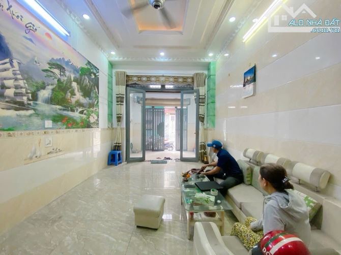 🏡 BÁN NHÀ 4 TẦNG GIÁP TÂN PHÚ – HẺM XE TẢI 8M – NGAY LÊ VĂN QUỚI – 72M2 – GIÁ TỐT.