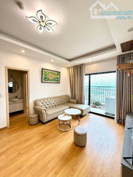 Bán gấp căn đẹp tầng trung 72m2 full nội thất, chỉ 2,4 tỷ tại KĐT Thanh Hà Cienco 5