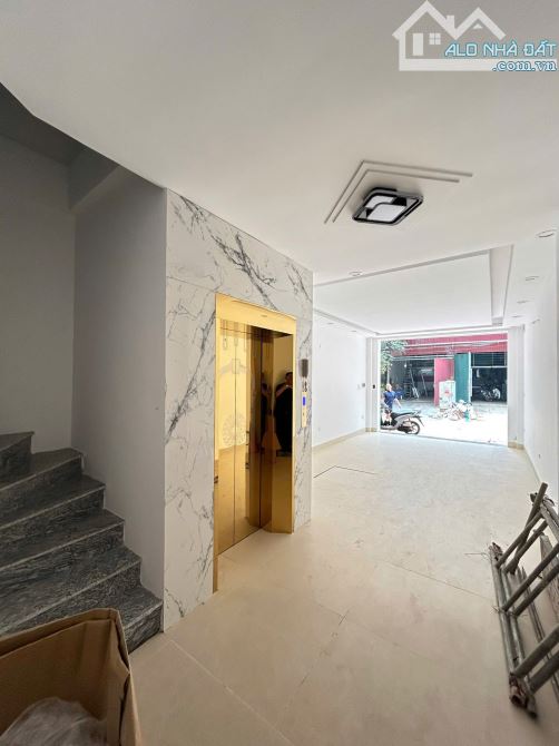 NHÀ 42M2*6T KIM ĐỒNG, THANG MÁY, GARA, 13,5 TỶ